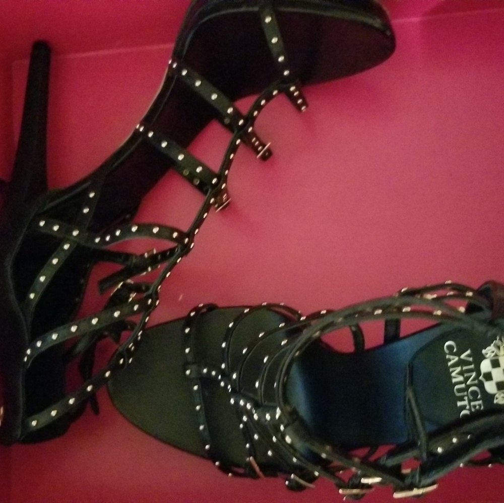 Vince Camuto Size 9